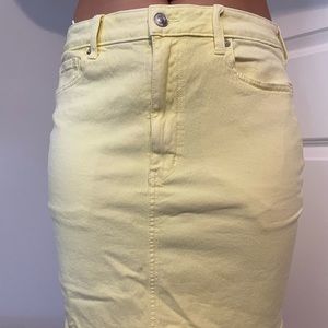 Brand new American Eagle yellow mini skirt, size 12